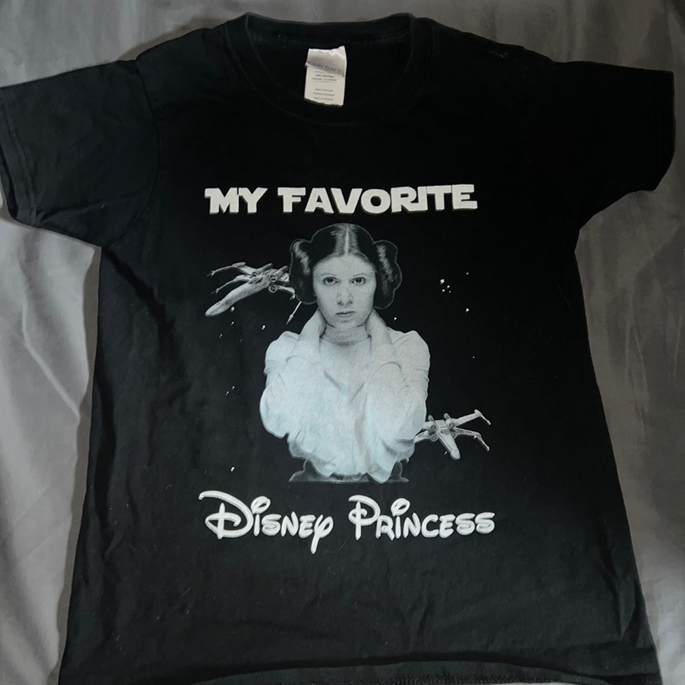 Ladies XS Princess Leia shirt.